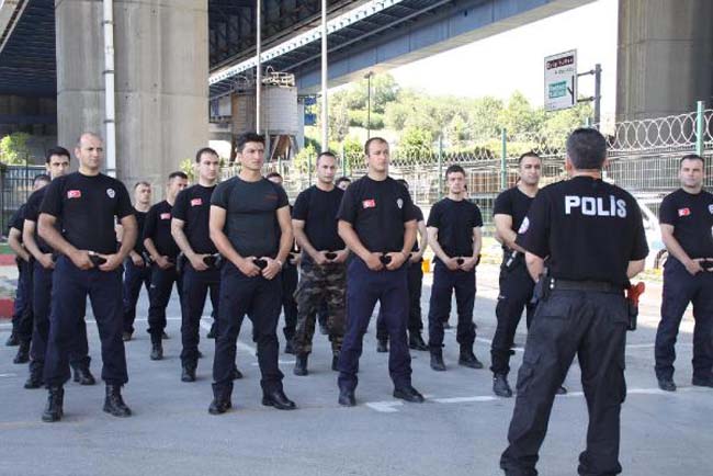 Bu cop sesle korkutacak 1