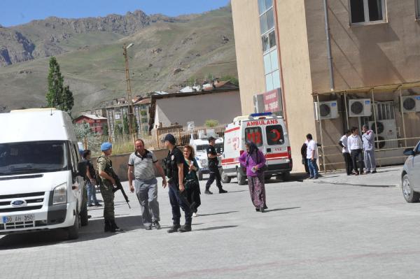 Dağlıca'da hain saldırı 8 şehit 21