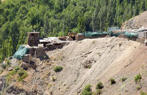 İşte saldırıya uğrayan o karakol! 14