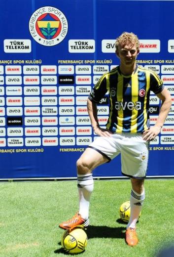 Kuyt F.Bahçe'ye imzayı attı 10