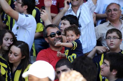 Kuyt F.Bahçe'ye imzayı attı 13