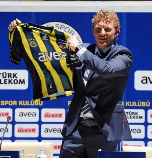 Kuyt F.Bahçe'ye imzayı attı 18