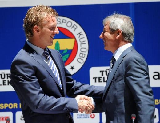 Kuyt F.Bahçe'ye imzayı attı 2