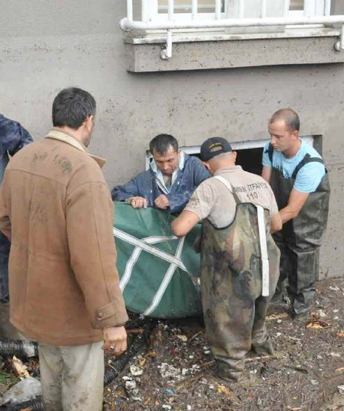 Çocuklarınmı kurtarın çığlığı 4