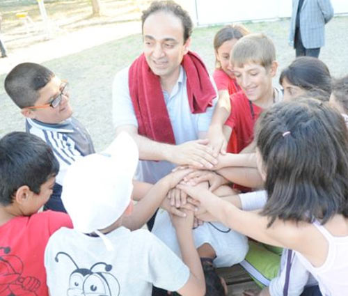 Osman Baydemir'i havuzda boğuyorlardı 5