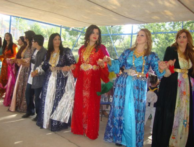 Gelin altınları taşıyamadı! 3