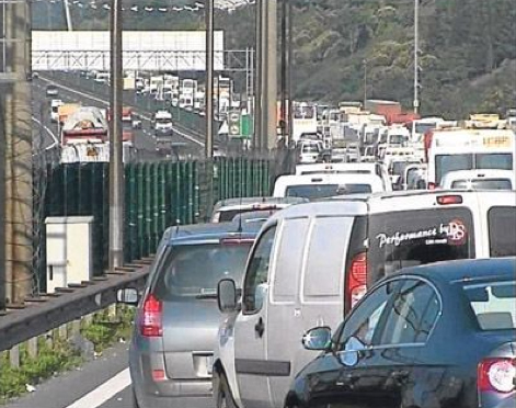 İstanbul'da hangi yollarda çalışma var? 12