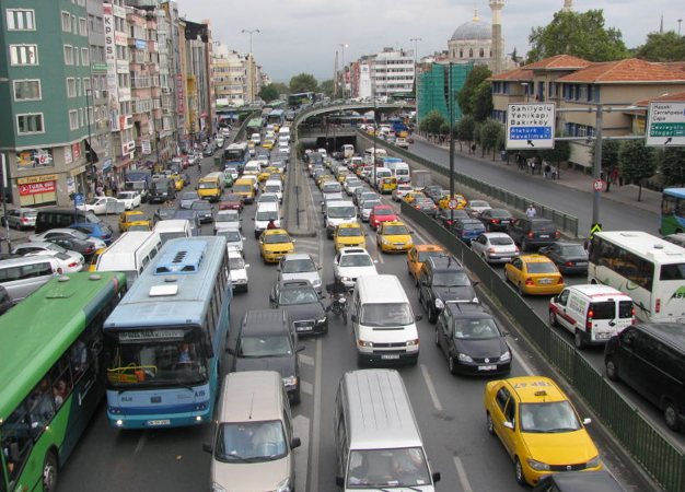 İstanbul'da hangi yollarda çalışma var? 5