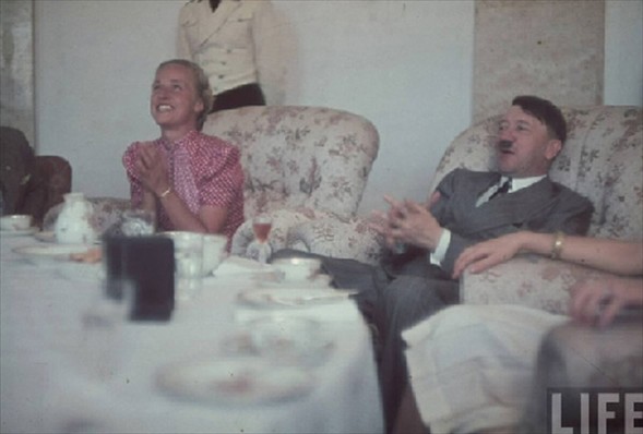 Nazi fotoğrafları renklendirildi 12