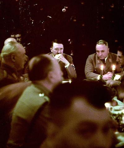 Nazi fotoğrafları renklendirildi 6