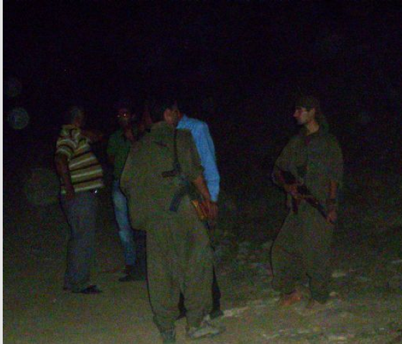Yol kesen PKK'lılar böyle görüntülendi 12