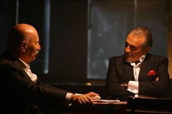 Ramiz Dayı, Sekiz ve Ezel ile ilgili sosyal medya capsleri 6