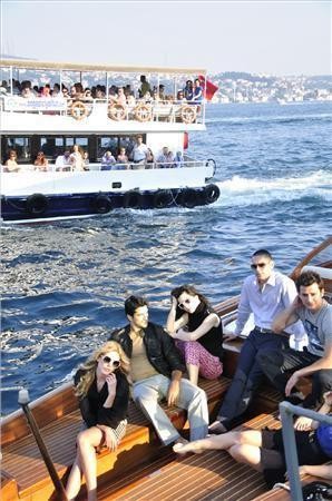 'Küçük Sırlar'dan Grease şov 37
