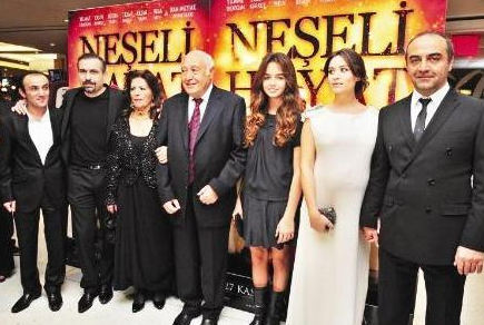 Ünlülerin görülmemiş aile fotoğrafları 20