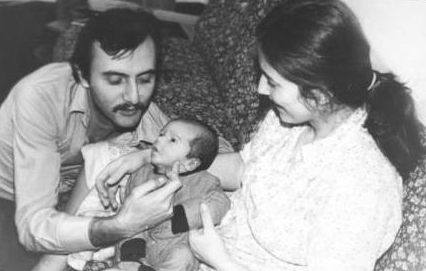 Ünlülerin görülmemiş aile fotoğrafları 21