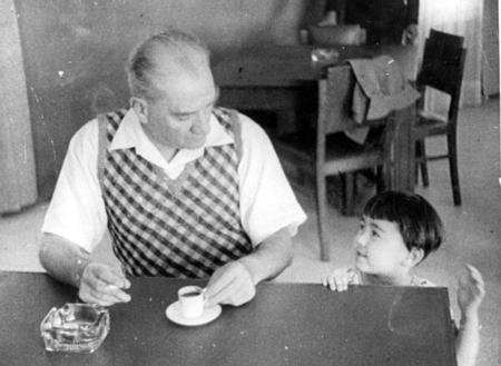 Atatürk'ün kızı Ülkü Adatepe 5