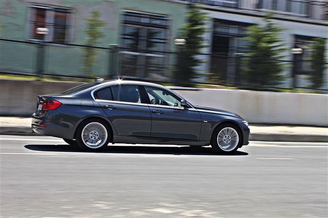 BMW 320d Luxury 'Arayı açmış!' Foto Galeri 3