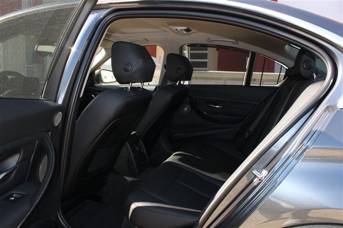 BMW 320d Luxury 'Arayı açmış!' Foto Galeri 36