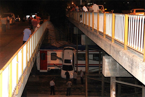 Kadın sürücünün inanılmaz kazası 4