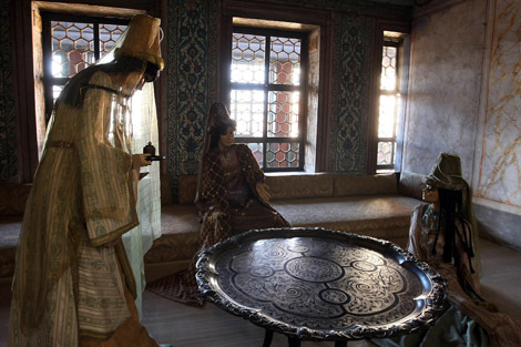 Topkapı Sarayı arşivlerinden çıkan "CARİYELERİN NOTLARI" 11