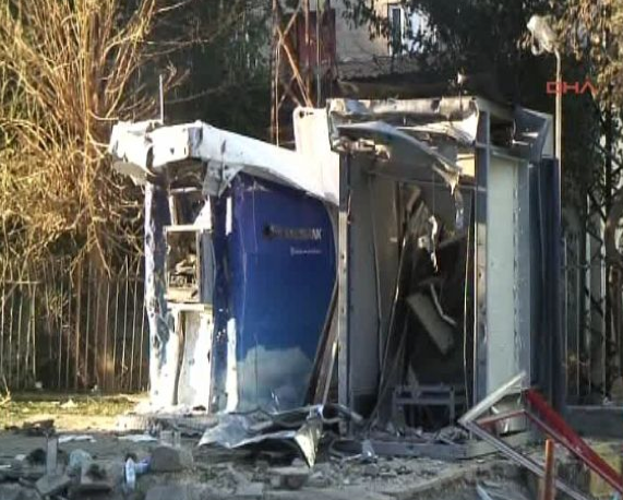 Saldırıdan arta kalan görüntüler 1