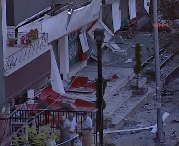 Saldırıdan arta kalan görüntüler 31