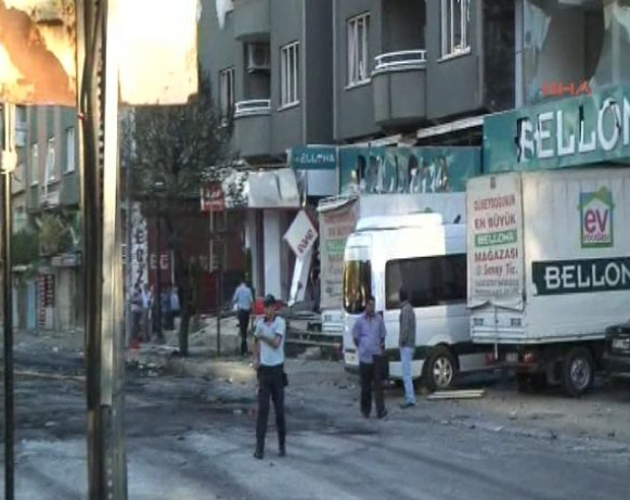 Saldırıdan arta kalan görüntüler 8