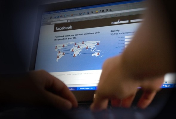 Facebook'ta ilk beş günah! 13