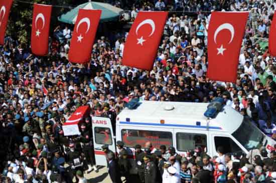 Şehitlerimiz böyle uğurlandı 1