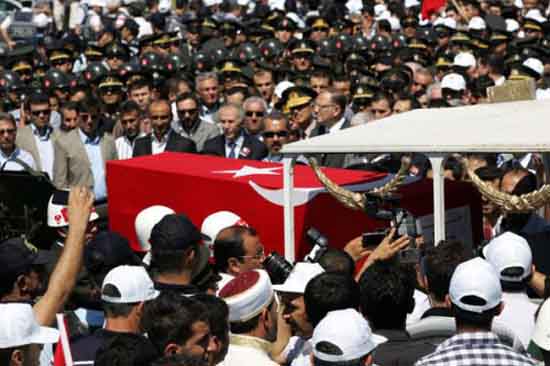 Şehitlerimiz böyle uğurlandı 43