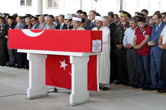 Şehitlerimiz böyle uğurlandı 45