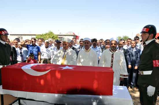 Şehitlerimiz böyle uğurlandı 51