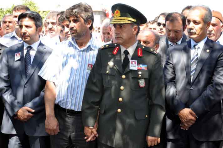 Şehitlerimiz böyle uğurlandı 53
