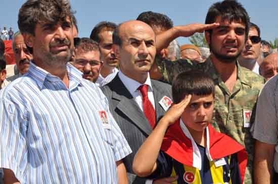 Şehitlerimiz böyle uğurlandı 57