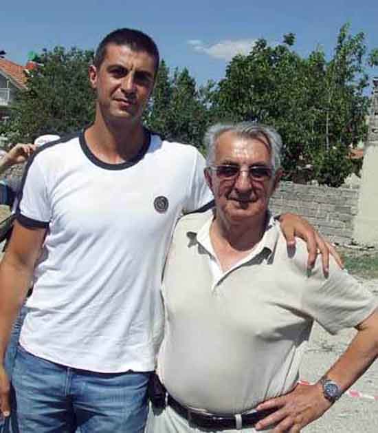 Ünlülerin askerlik fotoğrafları 11