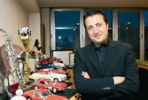 Ünlülerin ilginç özellikleri 47
