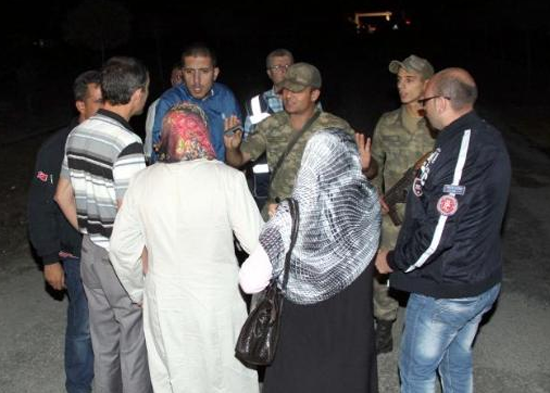 Patlama sonrası ailelerin gergin bekleyişi 11