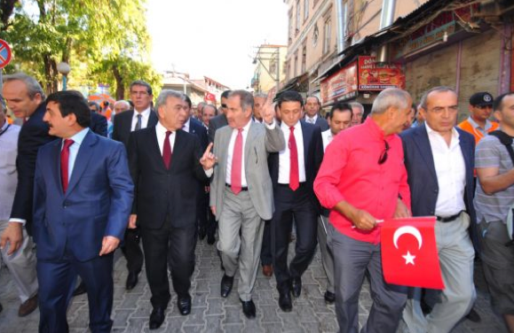 Vekille başkan birbirine girdi 3