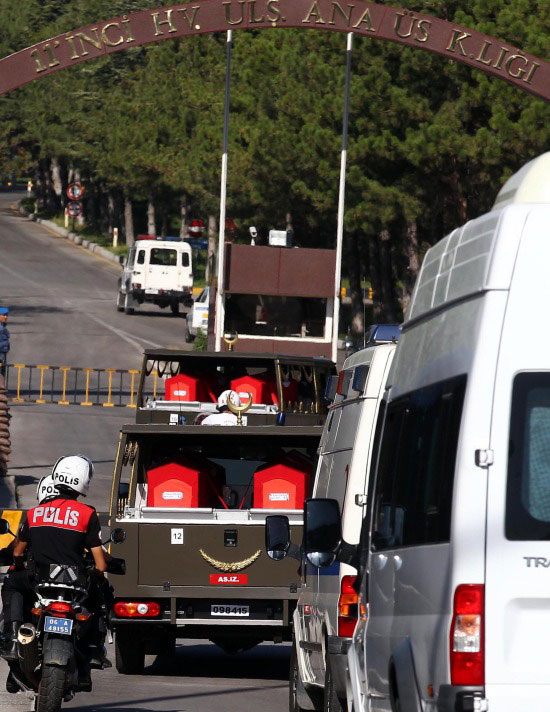 Türkiye'nin yüreğini dağlayan konvon 6