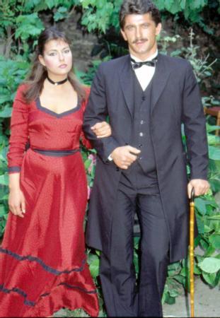 Yol ayrımında gelen şöhret 92