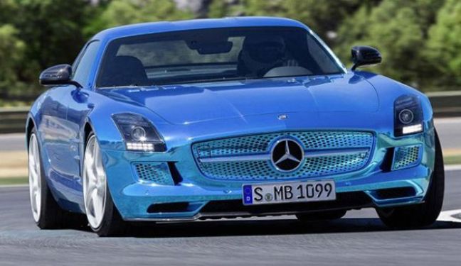 Mercedes yeni modeliyle büyüledi 4