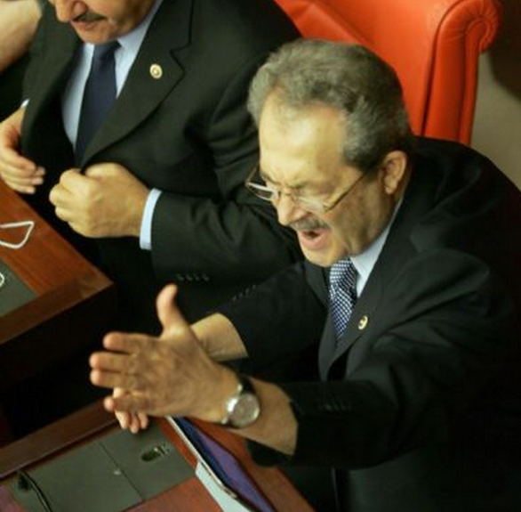 Mecliste Suriye savaşı 10