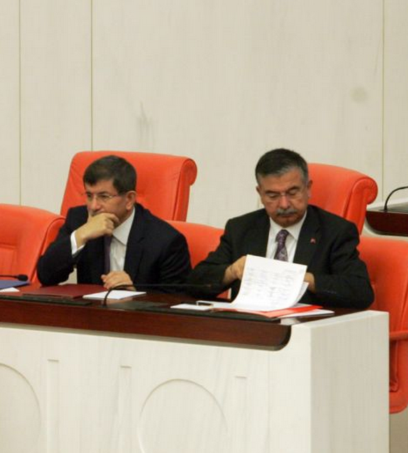 Mecliste Suriye savaşı 43