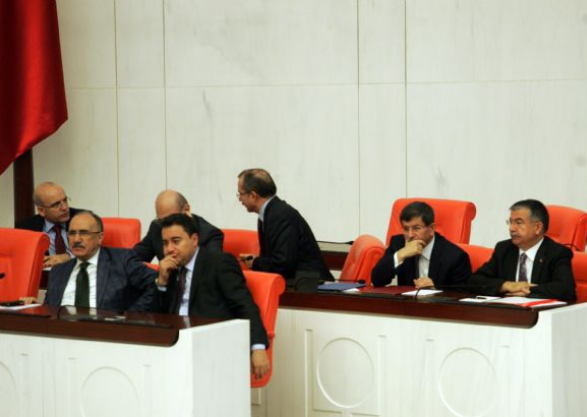 Mecliste Suriye savaşı 45