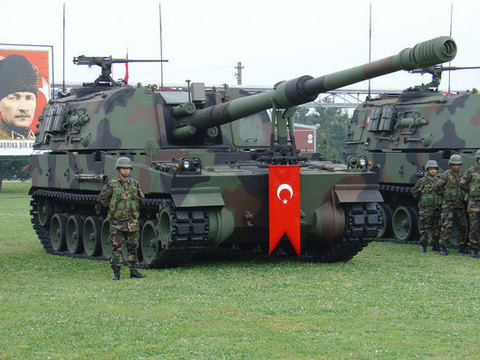 Fırtına obüsleri Türk ordusunun en etkili silahlarının başında geliyor. 3