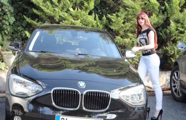 Adnan Oktar'ın güzelleri Twitter'ı karıştırdı 11