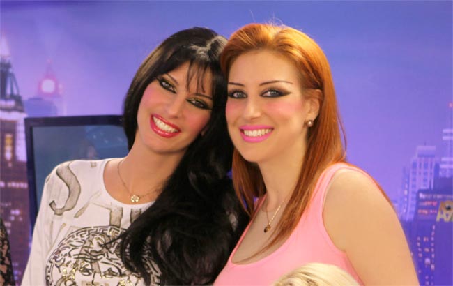 Adnan Oktar'ın güzelleri Twitter'ı karıştırdı 17