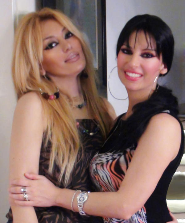 Adnan Oktar'ın güzelleri Twitter'ı karıştırdı 19