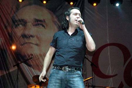 Ünlülerin gerçek meslekleri ne? 23