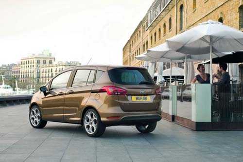 Ford'un gözbebeği B-MAX satışa çıktı 2